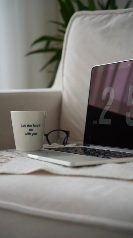 How to Plan a Relaxing Screen-Light Evening at Home